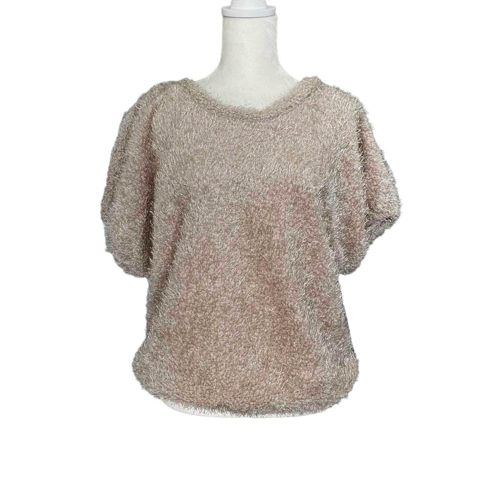 NWT - Tempted Hearts Knit Top (Size: M)